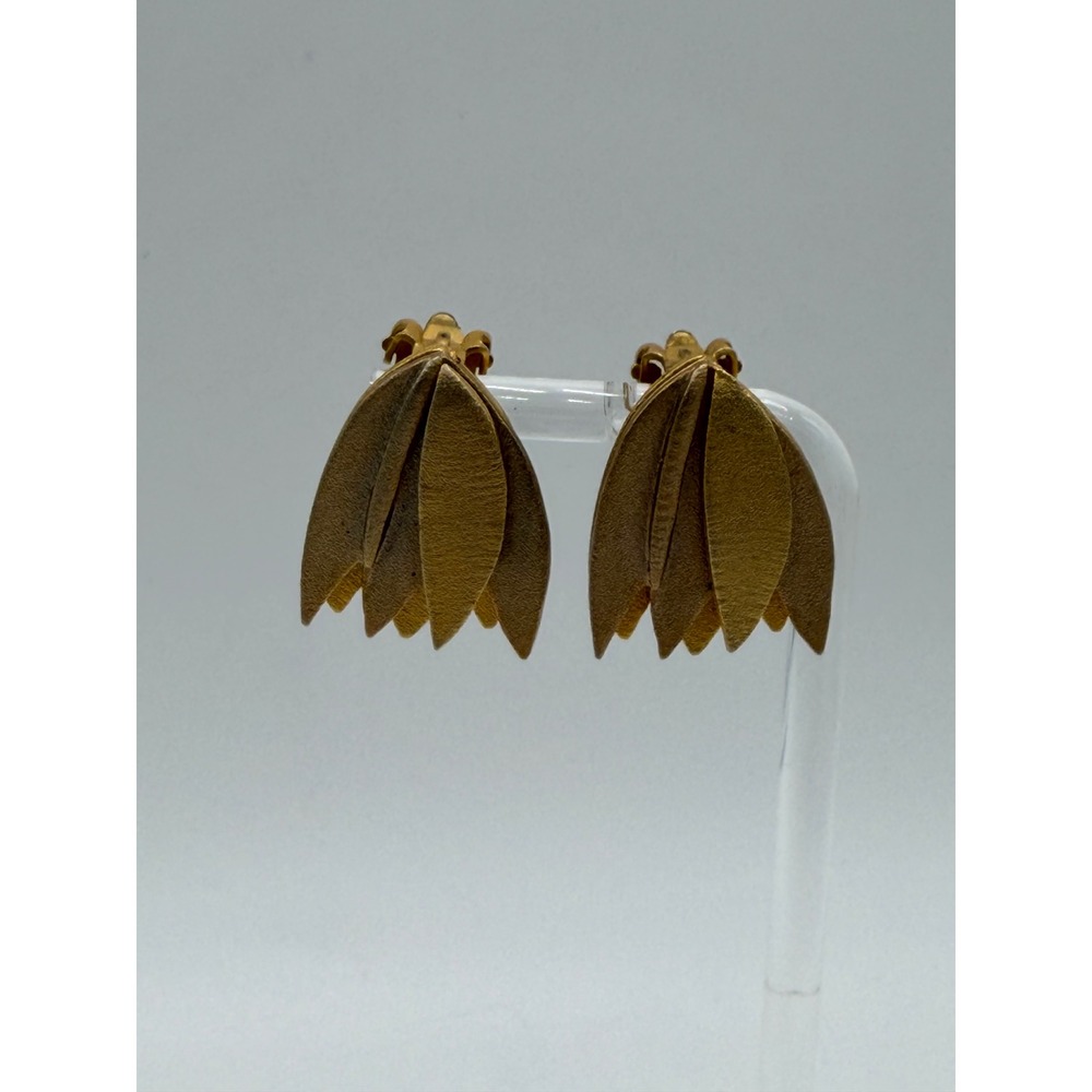 Robin Kahn Clip On Earrings Women OS Gold Excellent Vintage 80s Leaf Tulip
